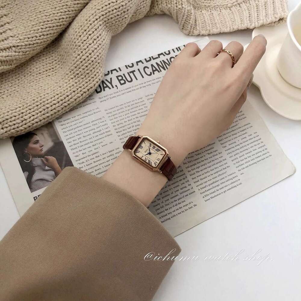 Rscy Dial Women's Niche High-end Genuine Leather Small Designer Square Wristwatch Light Luxury Temperament Quartz Watch