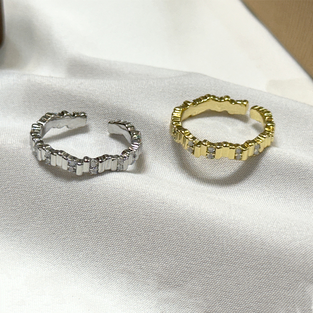 Gold - Toned Geometric Block Open Cuff Ring With Crystal Accents Delicate Daily & Chic Jewelry Gift For Her High - Quality And Stylish Accessory