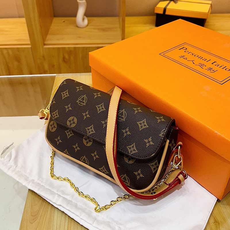 Free shipping designer bags for womens shoulder bags brown Fashionable Versatile Retro European American Shoulder Crossbody Bag
