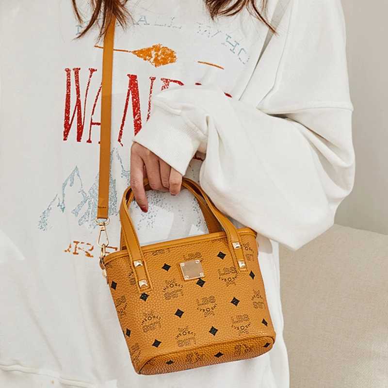 2025 Mini Bucket Bag for Women Vintage Top Handle Crossbody Purse Small Shoulder Bag Retro Fashion Free ShippingXJ250918