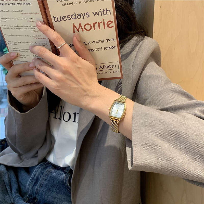 Designer Barrel Dial for Women Ins Style Minimalist High-End Feel Korean Simple Elegant Women's Quartz Watch