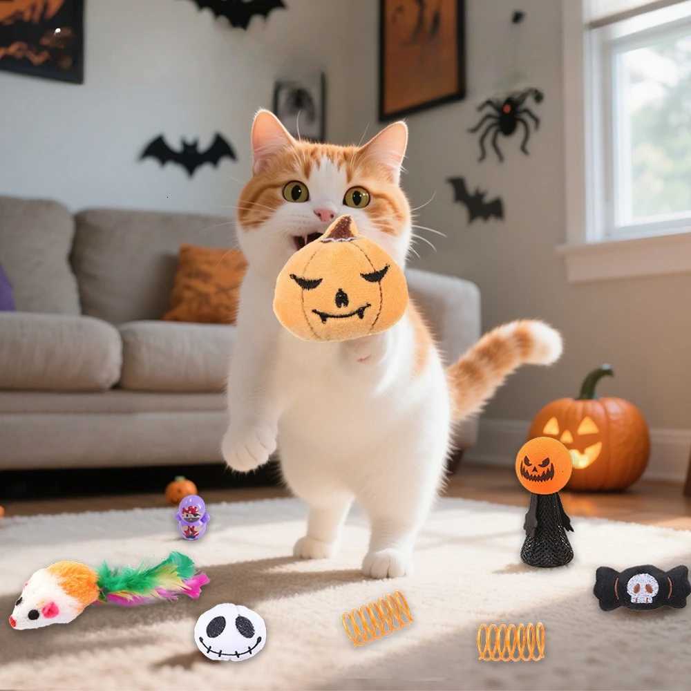 Funny Halloween Toys Set for Cats To Relieve Boredom Chew Cat Toys Interactive Bats Spiders Pumpkin Shaped Toy Pet Products X250918