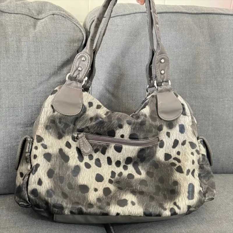 Large Capacity Tote Bags for Woman Leopard Print Shoulder Bag Chain Bolso Y2k Spice Girl Goth Sac Femme Original Bolsos Mujer Z250915