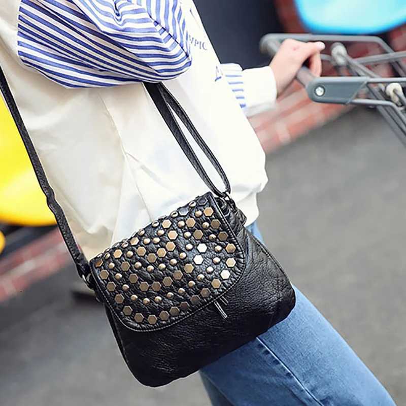 Soft Washing PU Leather Shoulder Bags for Women Black Color Rivet Handbag Crossbody Purse Female Flap Messenger Bags Pack Z250915