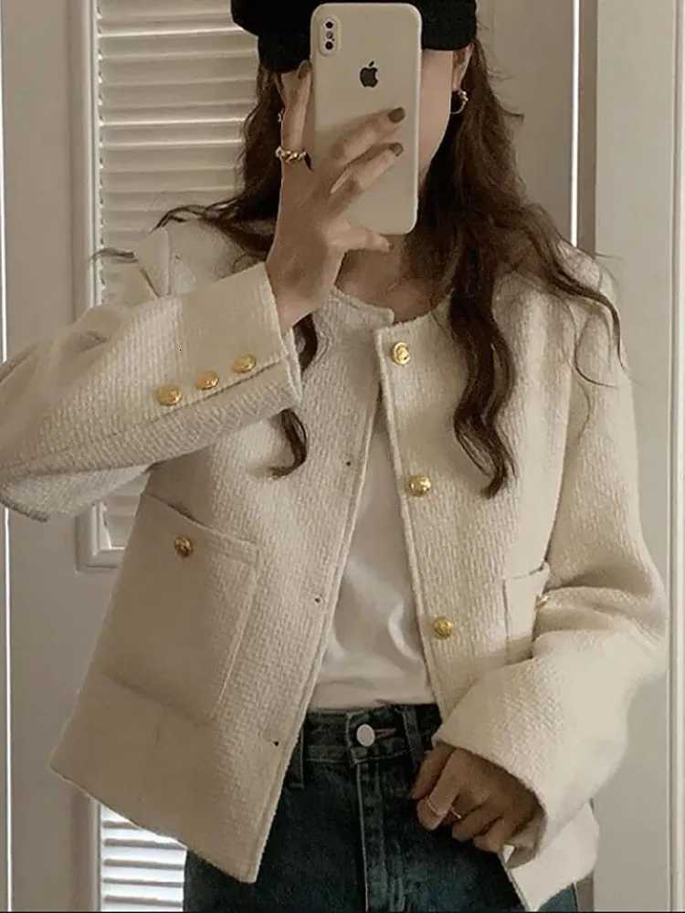 Spring Autumn 2025 New Chic Jacket Womens Jacket Fashion Long Sleeve Loose Casual Single Breasted Outwear Tops Z250918