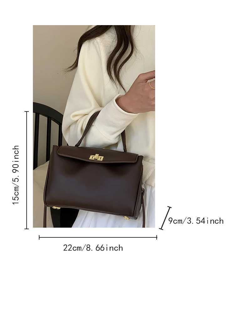 2025 new autumn and winter retro mini crossbody bag fashionable and casual small square bag womens versatile single shoulderXJ250918