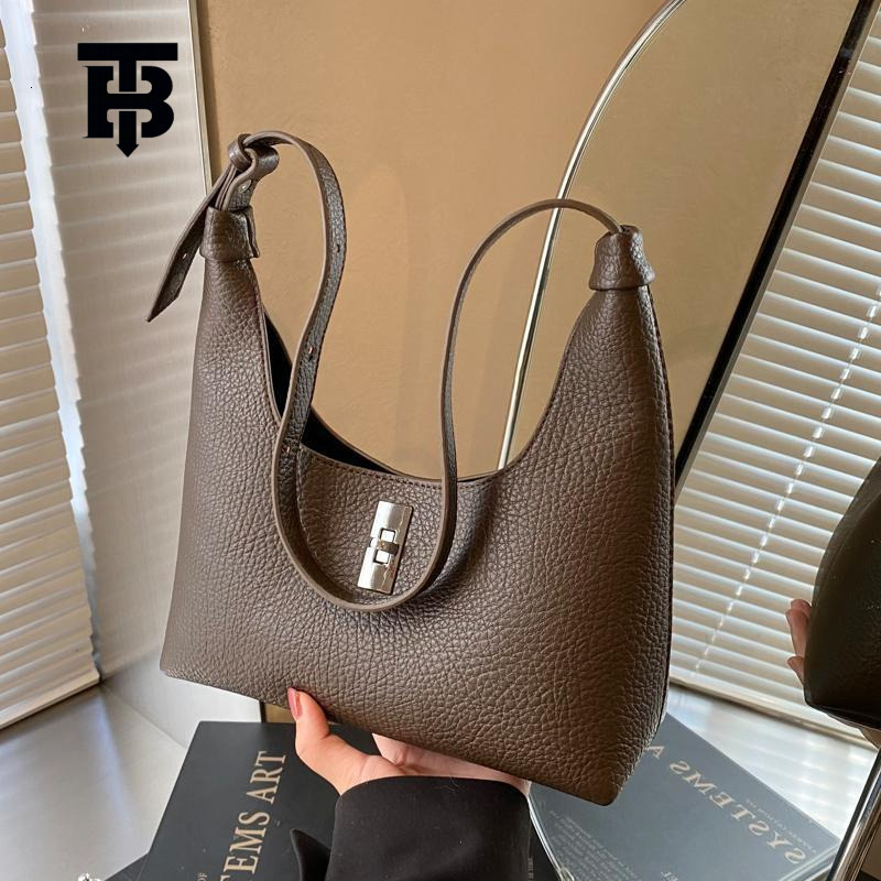 Designer Bag Winter New Luxury Bag Simple Casual Fashion Commuter Women's Bag Personality Temperament Fresh Large Capacity Handheld Crescent Bag