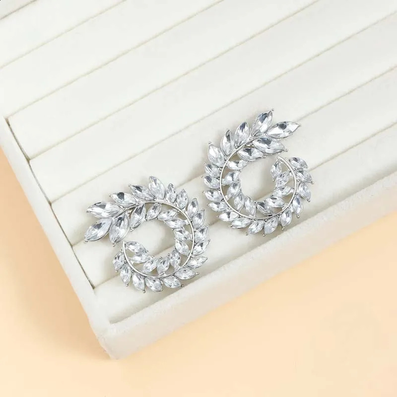 Full Rhinestone Leaf Stud Earrings For Women Exaggerated Big Circle Round Statement Earrings Wedding Jewelry Gift 250918