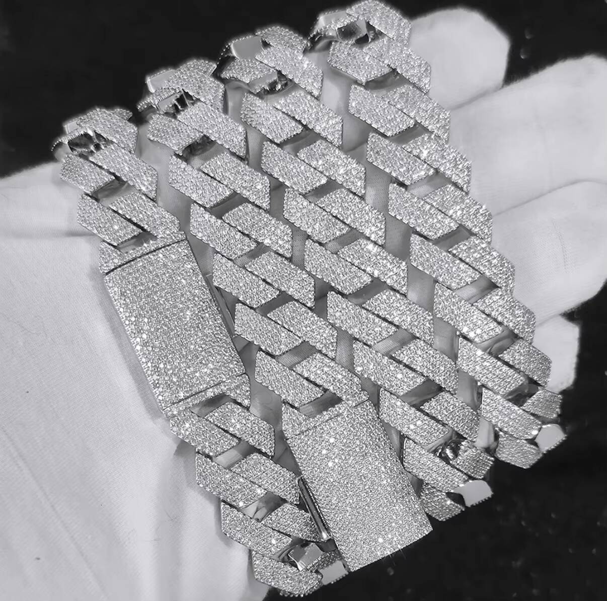 Edgy Mens 9K14K Gold CVD Lab Diamond Letter Pendant Custom Cuban Chain Hip Hop Set with IGI