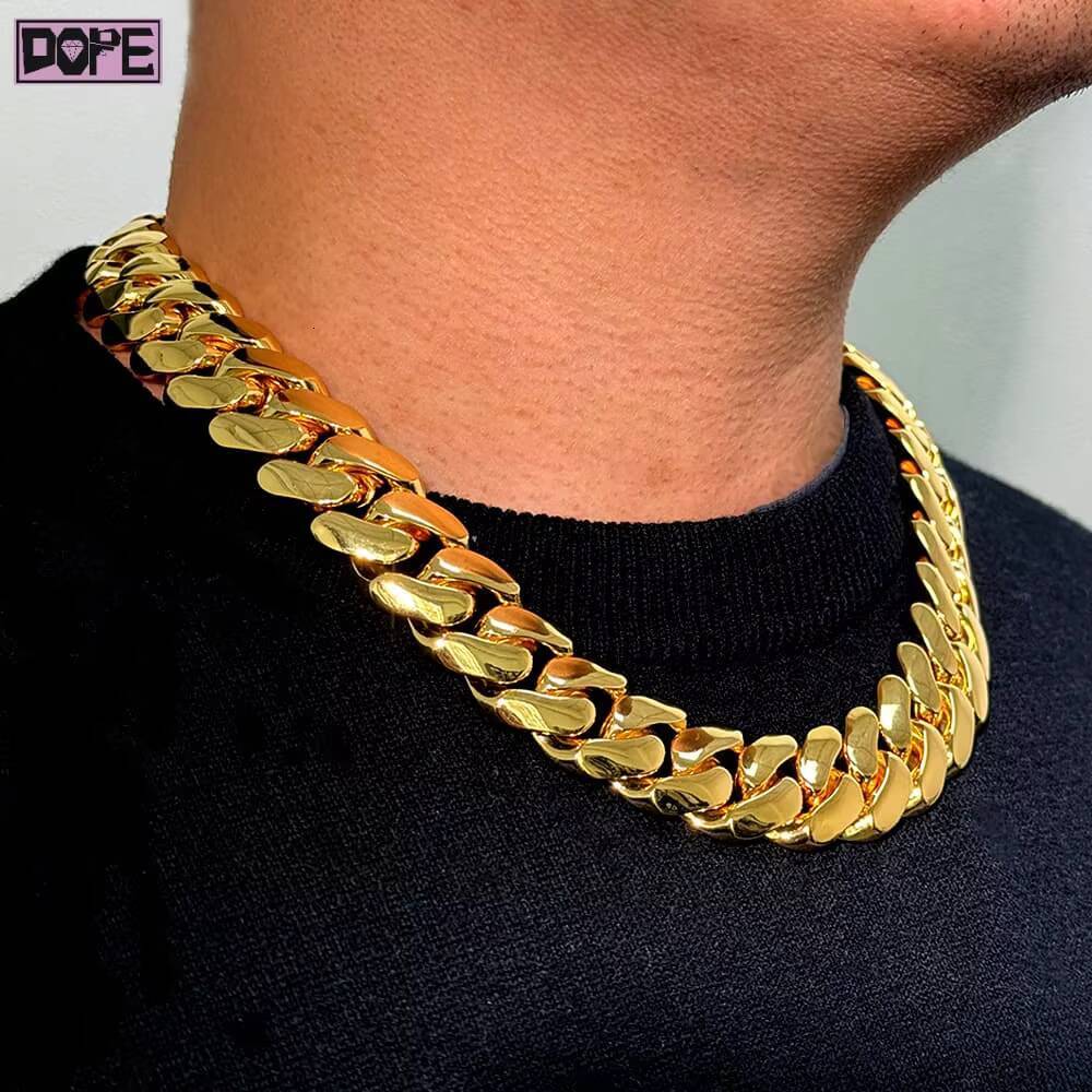 Miami 18mm Cuban Link Chain 18K Gold Plating Hip Hop Jewelry 925 Silver Cuban Chain with Moissanite Lock