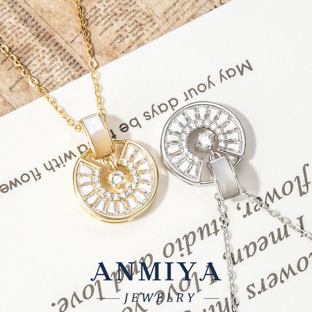 Modern 925 Necklace, Sleek Round Pendant Jewelry with Minimalist Bar, Layering Piece for Stacked Jewelry Looks