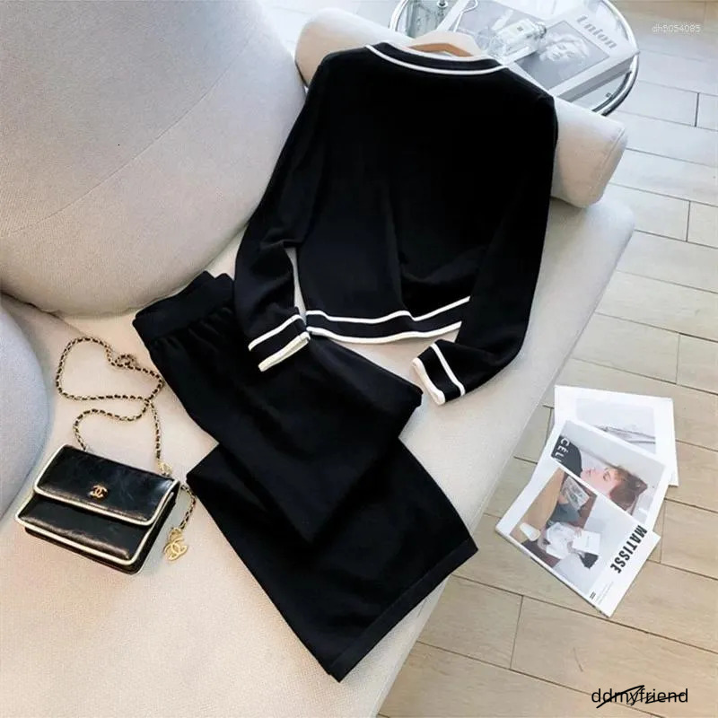 Women's Tracksuits Vintage Fall Winter Knitted 2 Piece Set Female Elegant V Neck Patchwork Sweater Top&Wide Leg Pants Suits Women Casual ddmyfrie