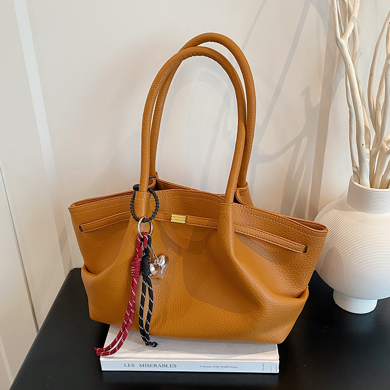 2025 Autumn New Fashionable Leisure Large Capacity Handbag, College Student Crossbody Bag, Daily Commuter, Advanced Elegant Multi functional Women