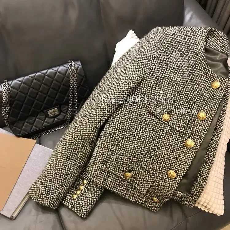 New Style French Vintage Tweed Short Coat Womens Single Button Slimming Small Fragrance Style Jacket Crew Neck Regular Type Z250918