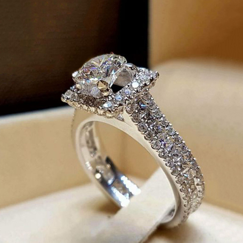 Solitaire Ring Women's Round Zircon Ring Vintage Square Crystal Rings Designer Diamond Rings Fashion Wedding Jewelry