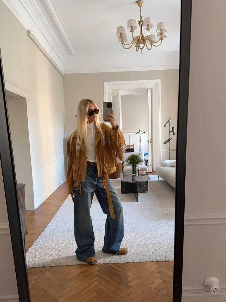 Lapel Tassel Short Jacket For Women Fashion Solid Long Sleeves Design Zipper Loose Coat Casual Autumn New High Street Outerwears Z250918