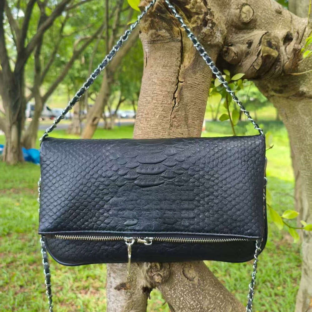 New Women's Crossbody Clutch Rivet Inlaid Diamond Chain Envelope Bag B5