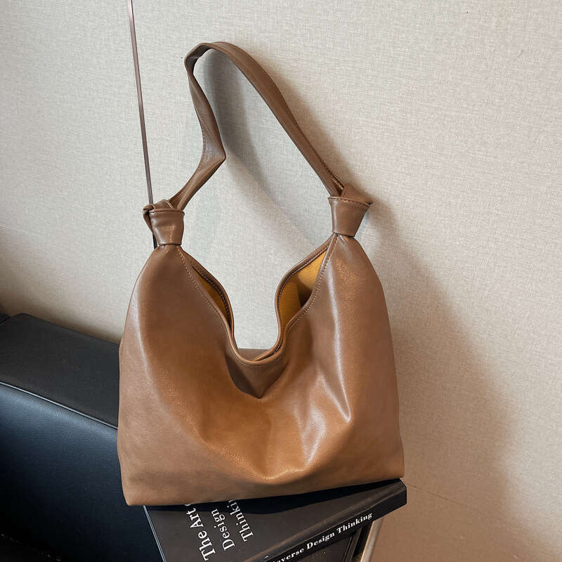 Women's Tote Lazy Style Large Capacity 2025 New Designer Bags Summer High-Value Commuter Soft Leather Shoulder Bag