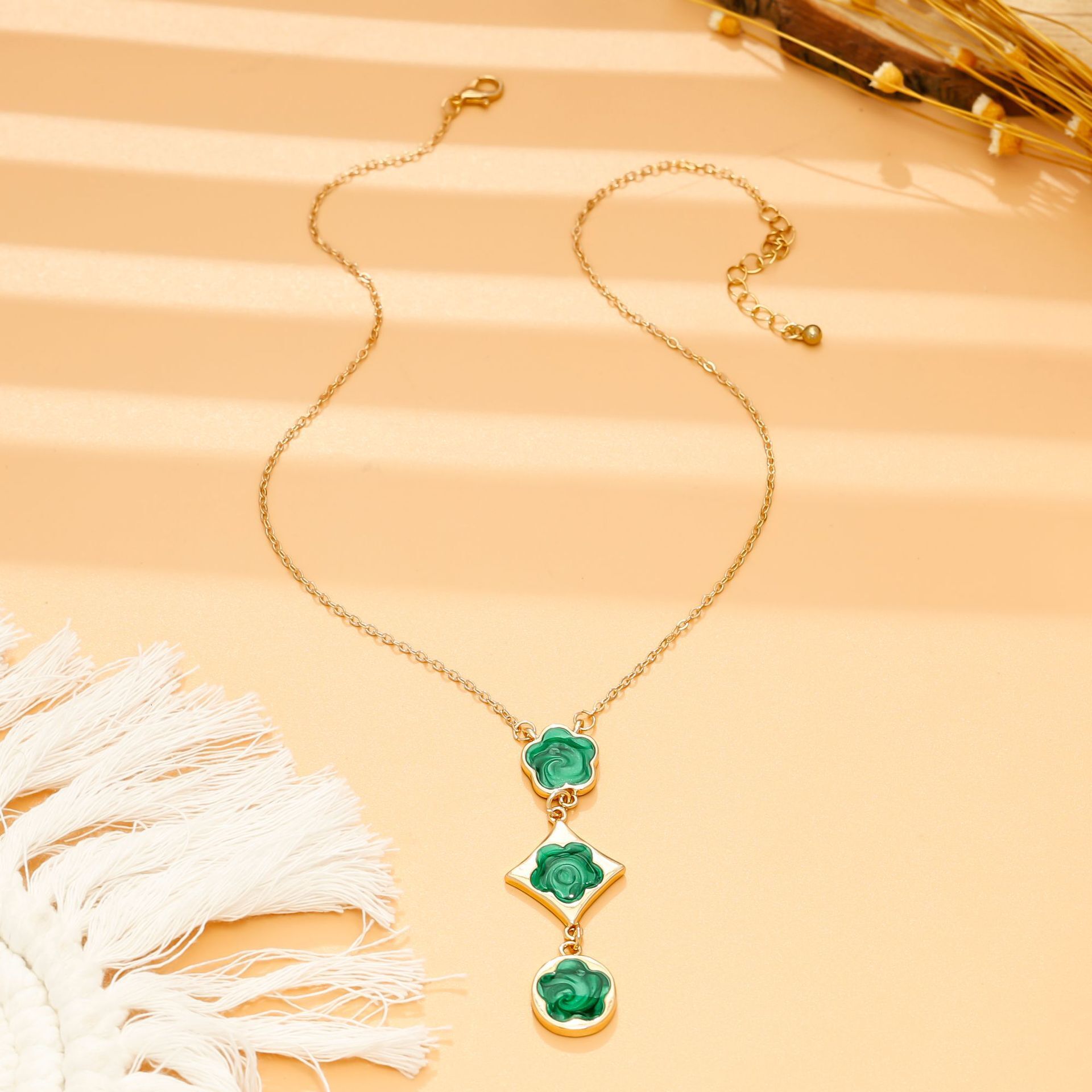 Lucky Five-leaf Clover Clavicle Chain Women's Fashionable Diamond Double-flowered Tassel Pendant Stacked Long Necklace