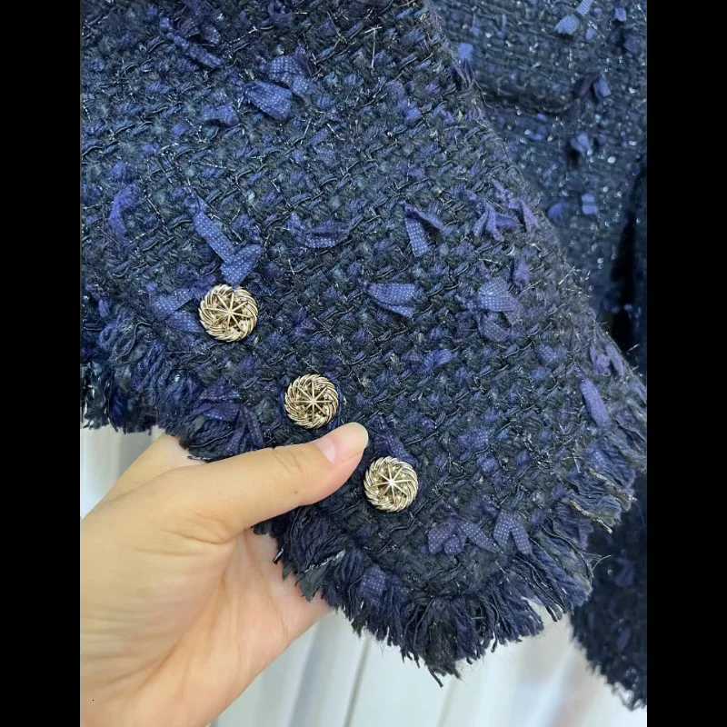 Luxury Tweed Short Coat for Women Small Fragrance O Neck Tassel Simple Casual High Quality French Fashion Autumn Winter Z250918