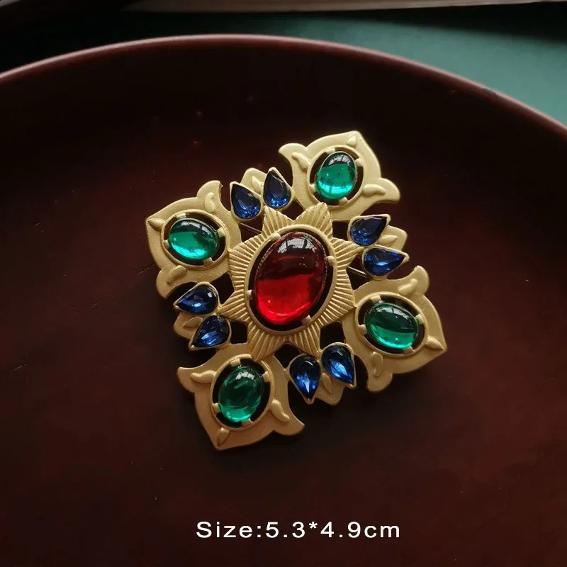 Baroque style Pins Vintage Geometry Badges Elegant Sweet Flower Brooch Jewelry Sets for Women Ladies 250919