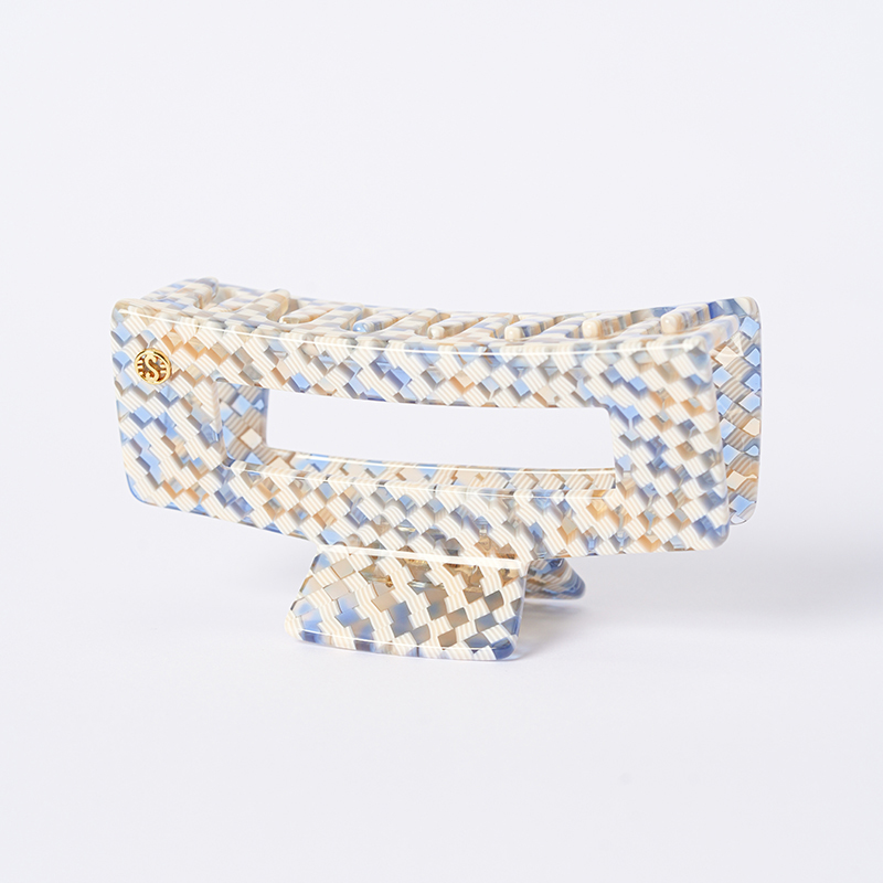 Rainbow checkerboard acetic acid clip, sweet temperament hair clip, high-end feeling, cute shark clip hair accessory, versatile headwear for women