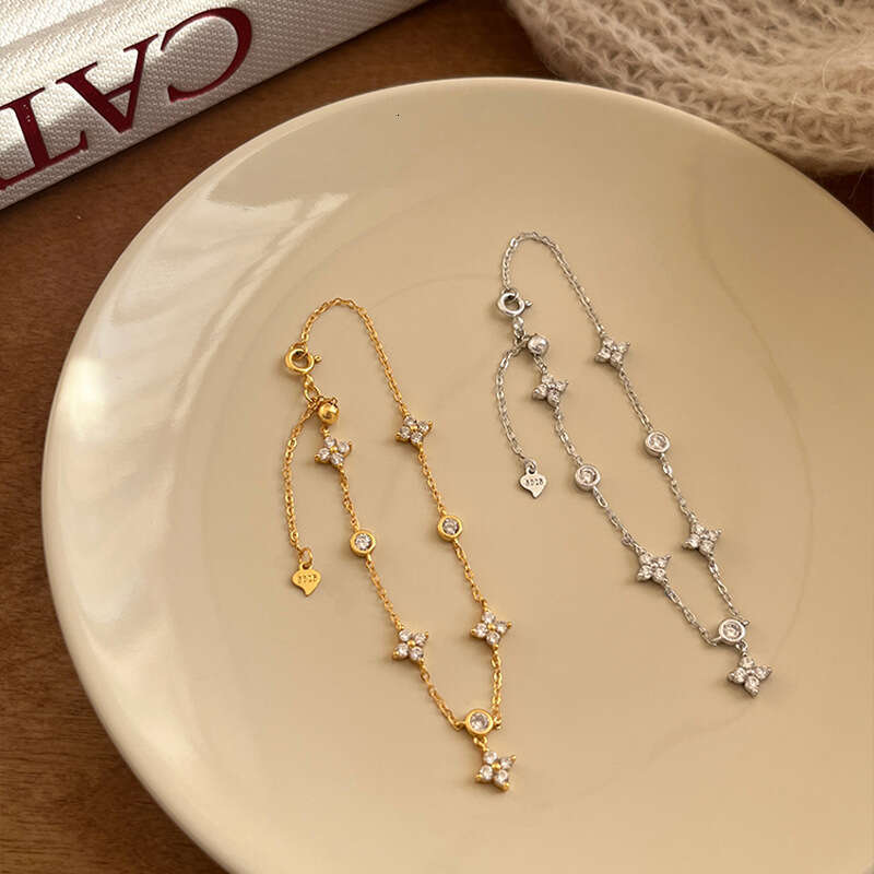 Real Gold Plated Zircon Flower Exquisite Light High-end Feel Bracelet Elegant Versatile Niche Jewelry for Women