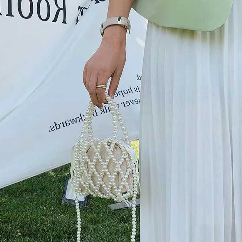 French Retro Handbag Fairy Popular Woven Beaded Bucket Bag Crossbody Bag Summer Niche Design Hollowed Out Pearl Bag Women Bag Z250915