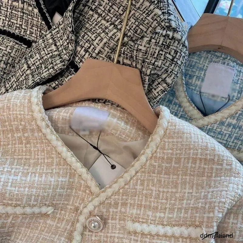 Free Shipping Designer Autumn Classic Fashion Simple Short Jacket Light Casual With Cotton Or Regular ddmyfriend