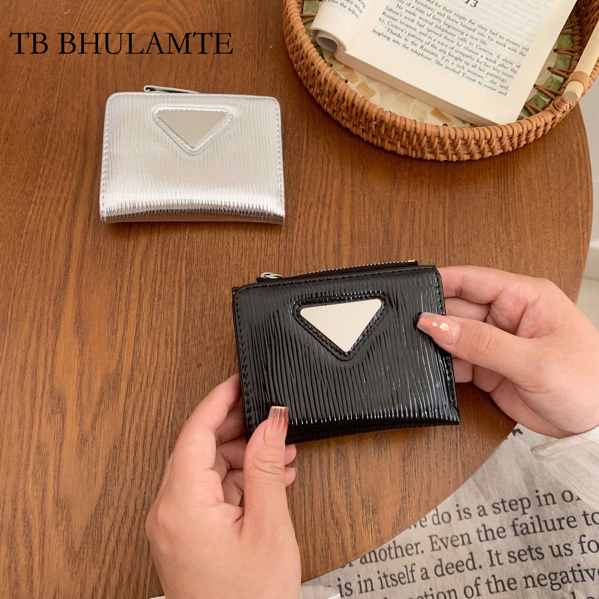 TB BHULAMTE Designer New Ins Super Hot Women's Short Wallet Luxury Fashion Card Bag Multi Layer Simple Coin Bag Solid Color