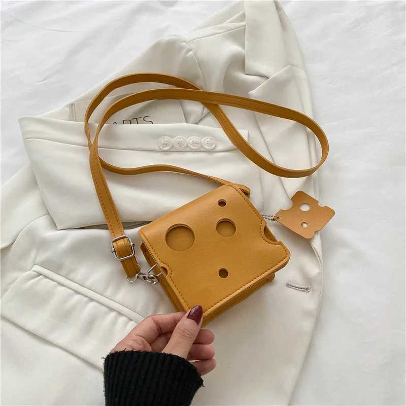Minority design texture cheese bag 2022 summer new oneshoulder headset bag girl mini lipstick crossbody bagXJ250918