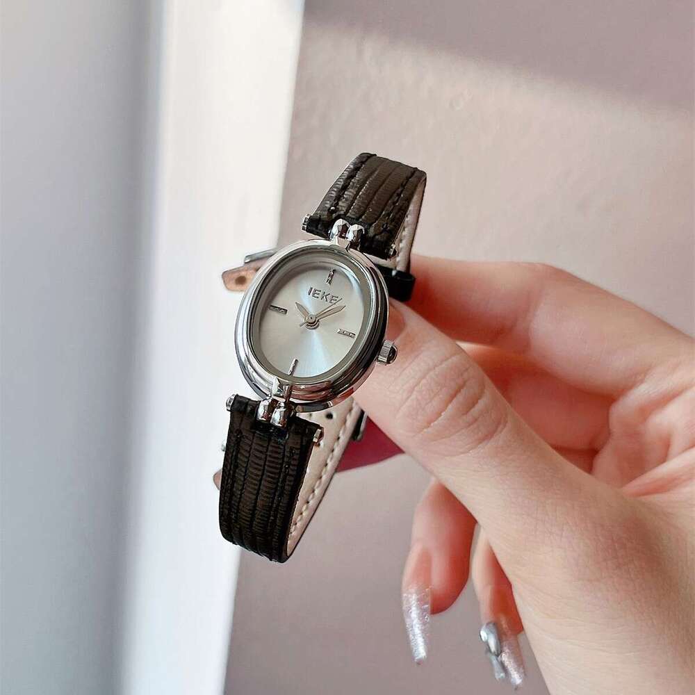 Artistic Designer Small Gold for Women British Academy Style Elegant Luxury Oval High-end Women's Watch