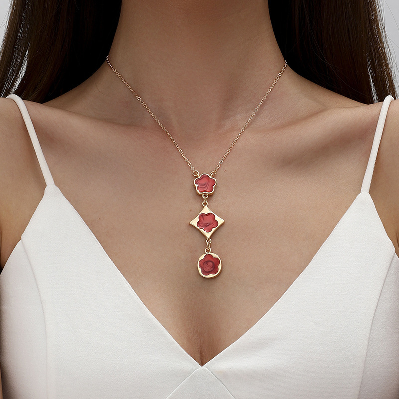 Lucky Five-leaf Clover Clavicle Chain Women's Fashionable Diamond Double-flowered Tassel Pendant Stacked Long Necklace