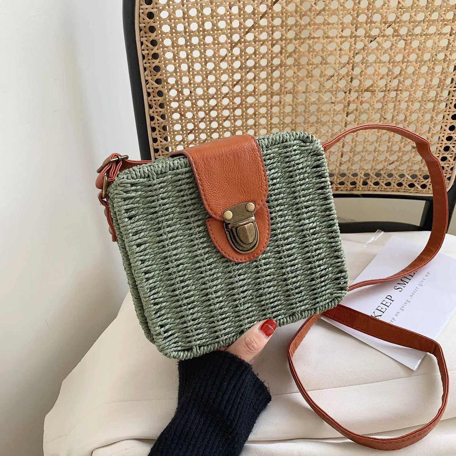 Summer Rattan Straw Bag For Women Woven Handmade Shoulder Bag Small Round Bag Vacation Seasid Beach Bag Shopping Purse bolsa Z250915