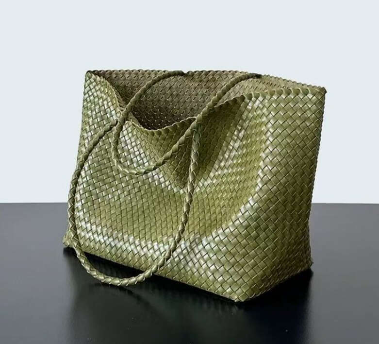 Designer Bag Tote Bag Shoulder Bag CBFYZ KKGSR Large Capacity Commuting Shoulder Handwoven Tote New Casual Fashion Travel Bag