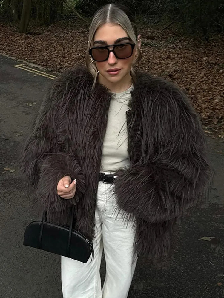 Brown Fluffy Faux Fur Coat Women Fashion Oneck Long Sleeve Loose Cardigan Jacket 2025 Winter Lady Street Warm Outerwear 250918