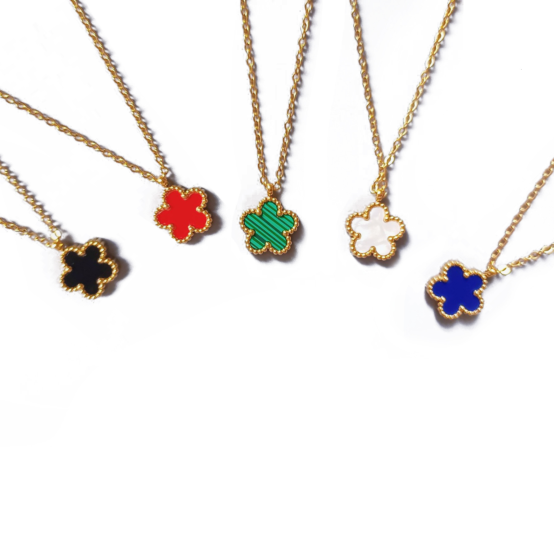 Five-leaf Clover Flower Titanium Steel Necklace For Women Fashionable And Versatile Color-fading Jewelry Pendant Fashion Decoration