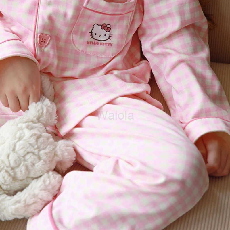 Sanrio New Hello Kitty animation peripheral cartoon cute childrens pajamas highlooking little girl home wear cardigan twopiece set L250919