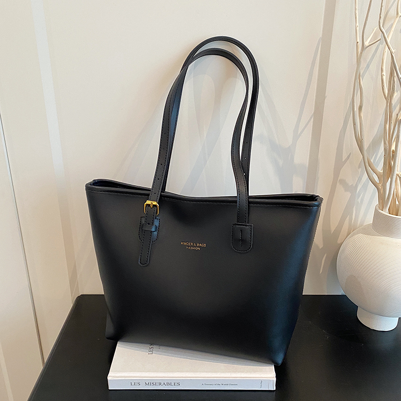 2025 New Fashionable, Elegant, and Casual Large Capacity Handbag for Women, Lightweight Crossbody Bag for Daily Commuting, High Quality Multi function