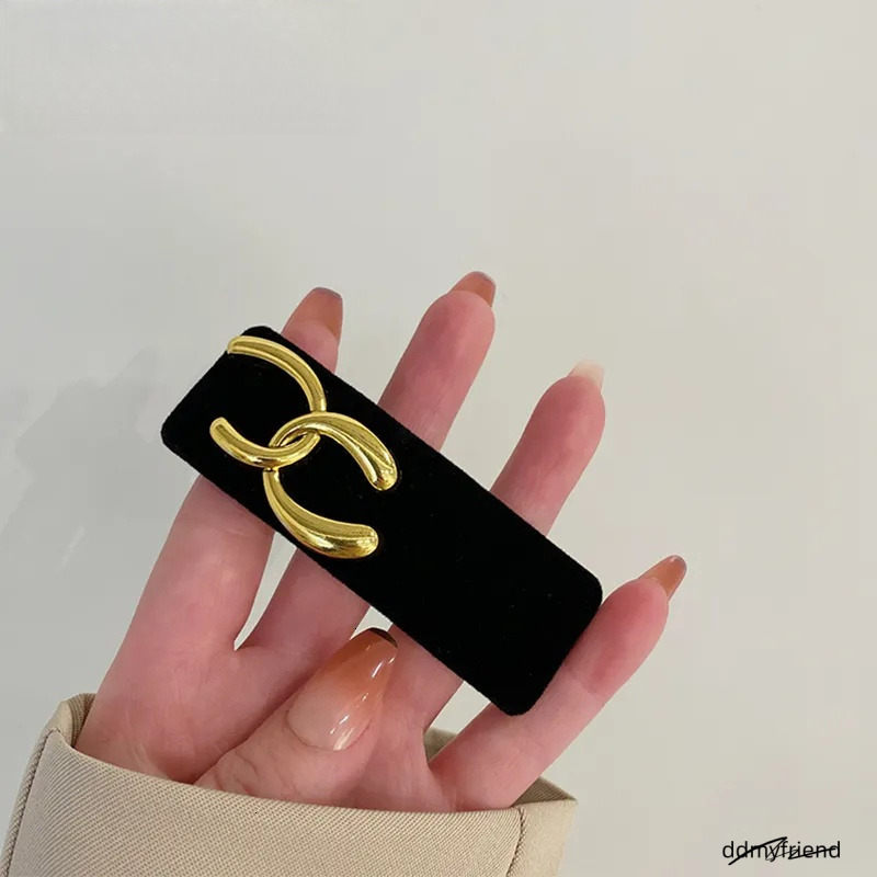 Minimalist Metal Letter For Women, Veet Side Clip, Elegant Internet Celebrity High-End Bangs BB Clip Hair Accessory ddmyfriend ddmyfriend