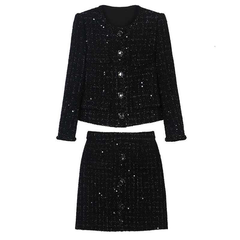 Fashion Celebrity Sequin Tweed SingleBreasted Jacket And Skirt Suit round Neck Style Small Fragrance Temperament New Arrival Z250918