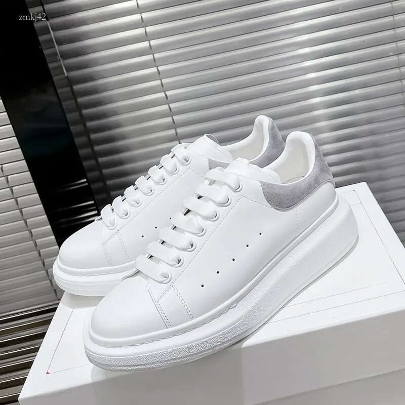 alexander mens trainers designer shoes casual men sports white black trendy tennis alexanderly mcquen shoes set b6c