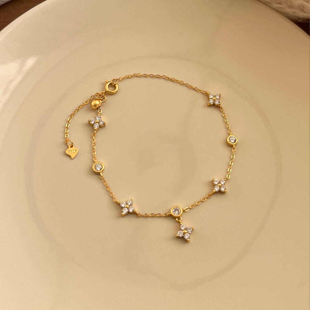 Real Gold Plated Zircon Flower Exquisite Light High-end Feel Bracelet Elegant Versatile Niche Jewelry for Women