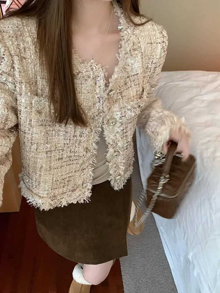 2024 Womens Spring Autumn Fashion Round Neck Tassel Outerwear Female Long Sleeve Loose Coats Ladies Short Tweed Jacket R732 Z250918