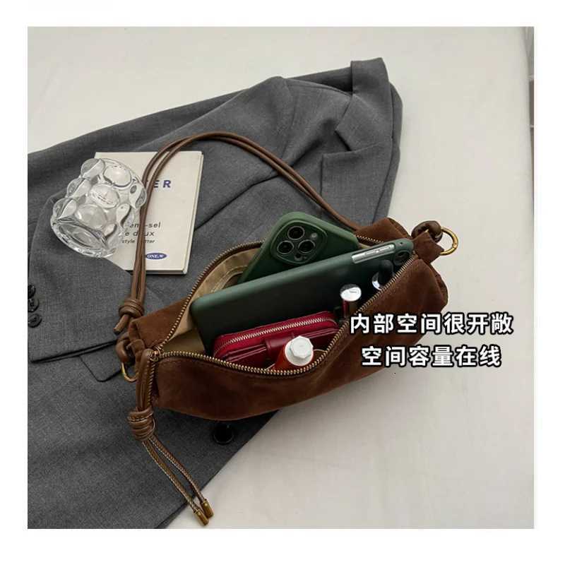 2025 New Womens Dumpling Bag Large Capacity Crossbody Bag Faux Suede Tote Bag for Work Casual Daily Use Fashion HandbagXJ250918