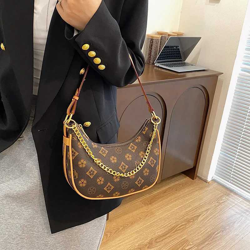 Light Luxury Womens Shoulder Bag Tophandbags Designer Genuine Leather Fashionable Underarm Bag New PU Leather Crossbody BagsXJ250918