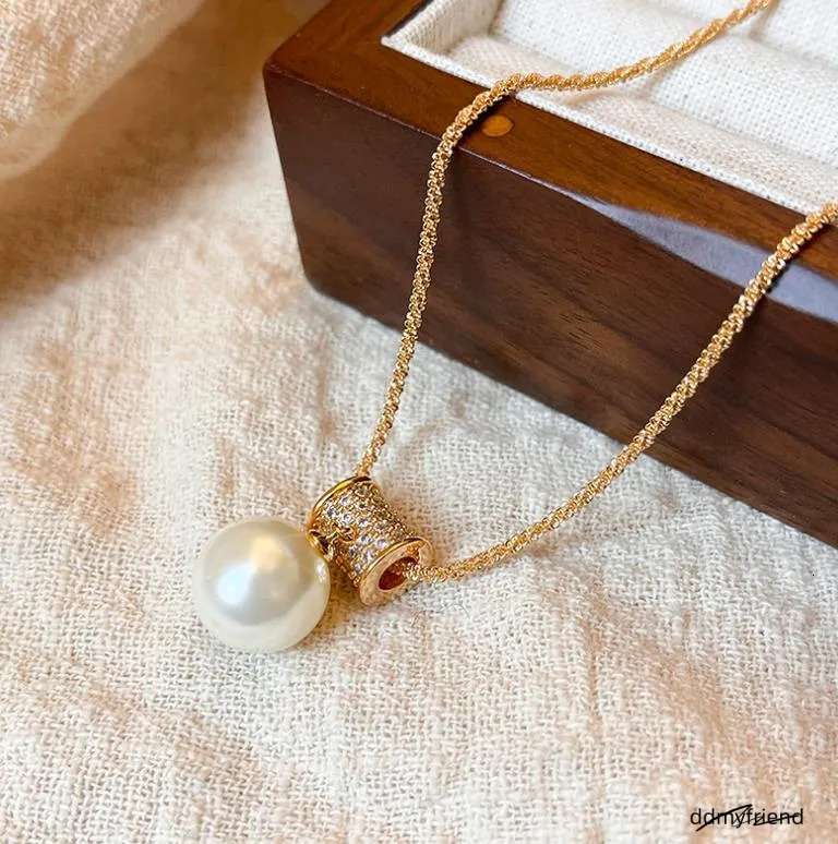 Golden Slim Waist Full Dia Pearl Necklace For Women 2025 Highend Light Niche Sweater Chain Jewelry 250728 ddmyfriend
