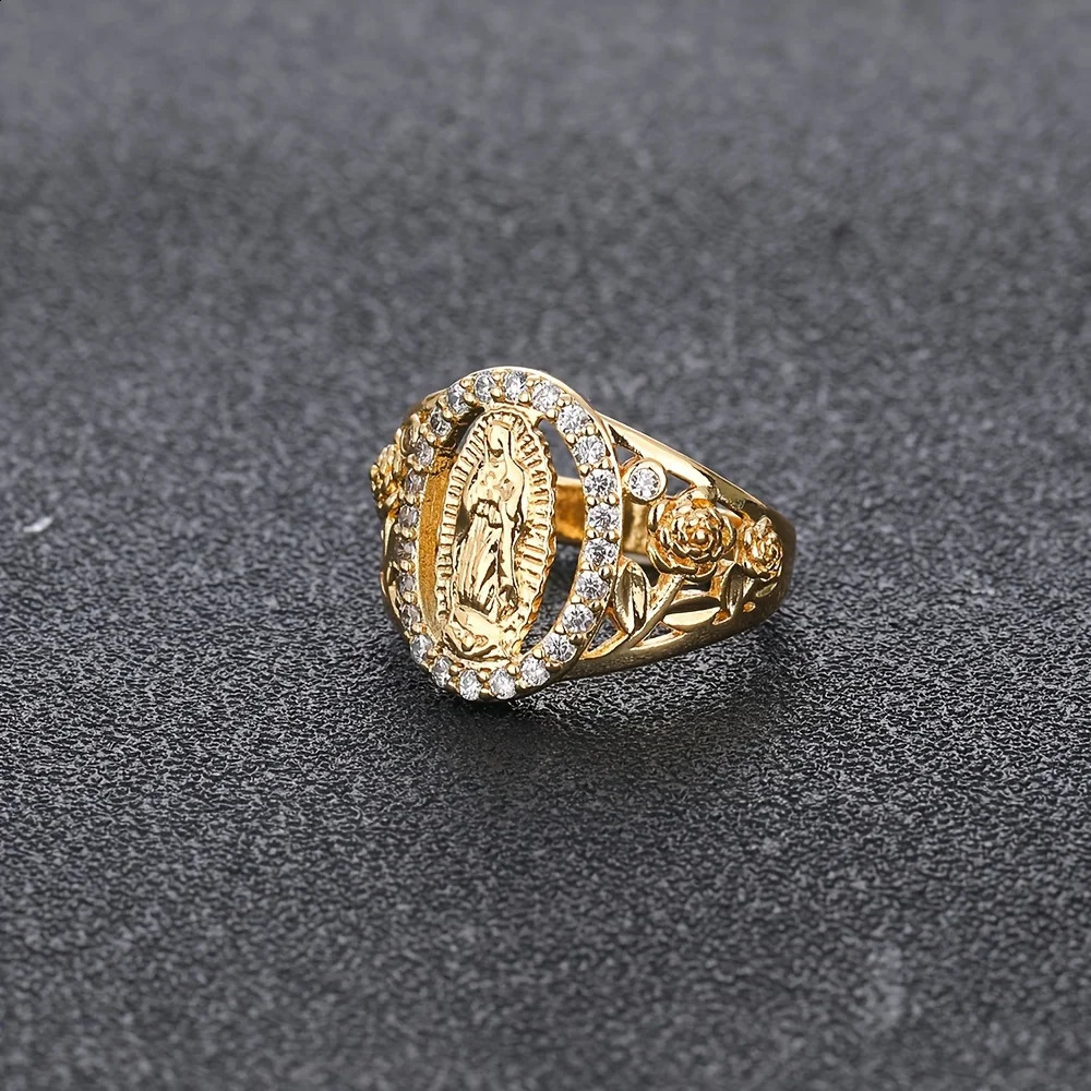 Europe and The United States Exquisite Virgin Mary Inlaid Shiny Stone Ring for Men Women Hiphop Trend Daily Wear Jewelry 250919