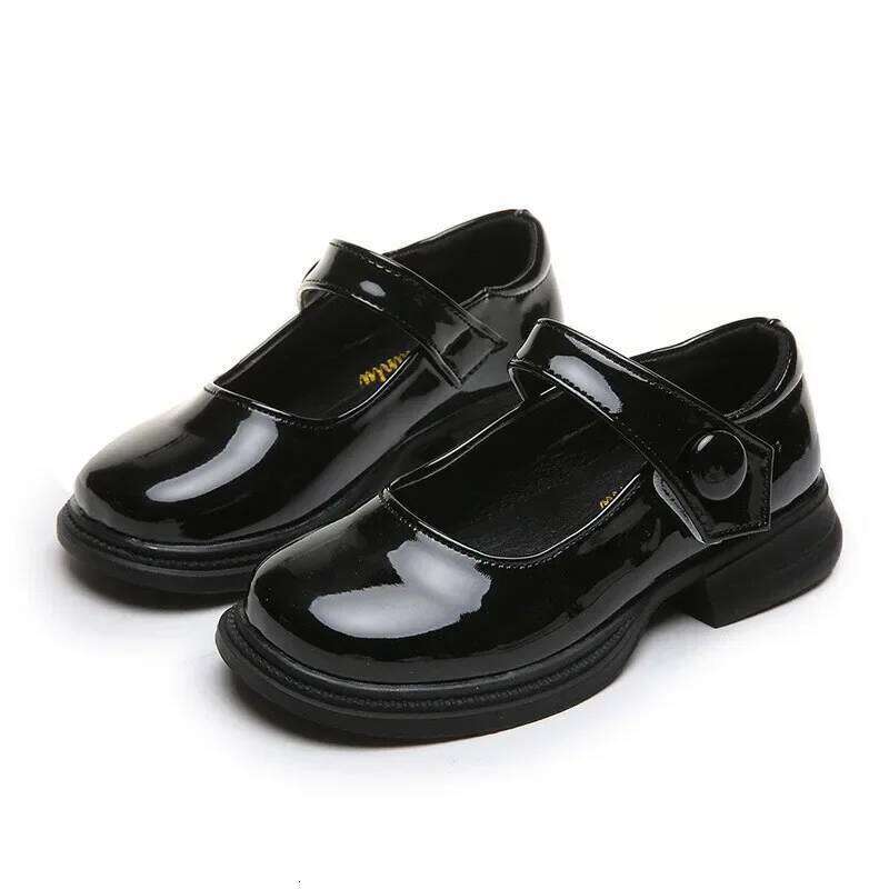 Girls Princess Glossy 2024 Fashion Soft Sole Kids Leather Korean Style Children Flats Black Performance Shoes