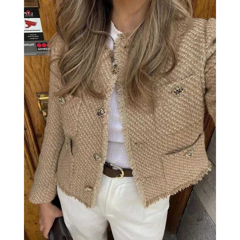 Womens Classic Tweed Jacket Coat Long Sleeve Front Button Outerwear Autumn Winter Tailored Chic Blazer Z250918